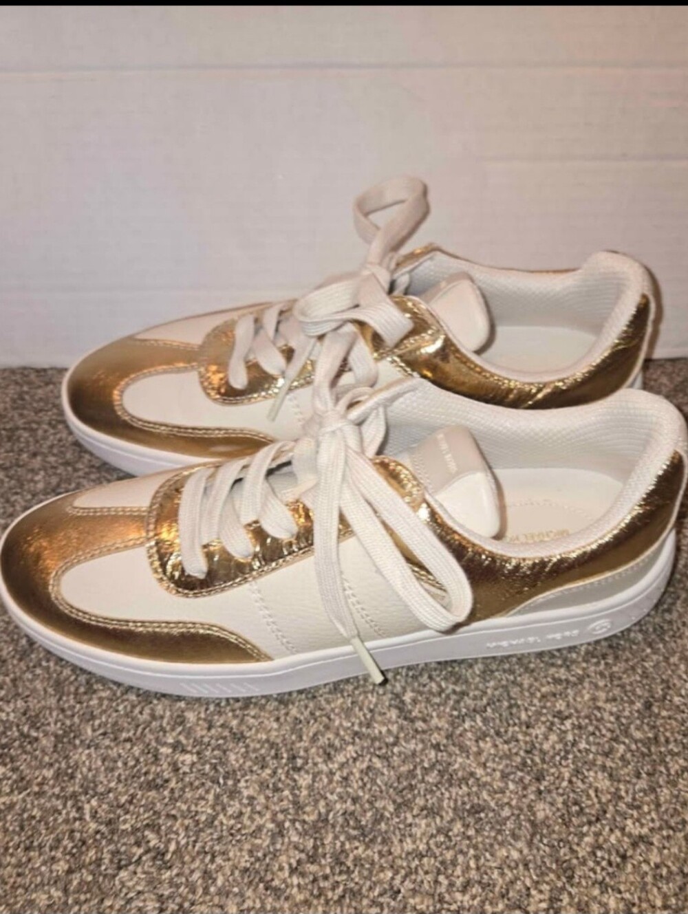 Michael Kors Mabel Trainer White & Metallic Gold Leather Sneakers Women's 9M